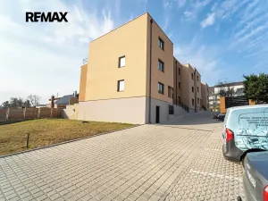 Pronájem bytu 1+kk, Beroun, Vinařská, 33 m2