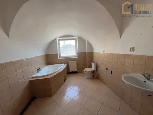 Prodej vícegeneračního domu, Javorník, Míru, 370 m2