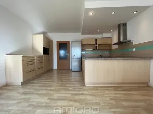 Pronájem bytu 3+kk, Brno, Molákova, 78 m2