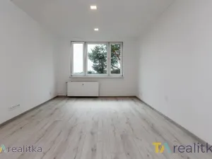 Prodej bytu 2+1, Karviná, Bratr. Veverkových, 56 m2