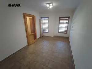 Pronájem bytu 1+kk, Jeseník, Sadová, 25 m2