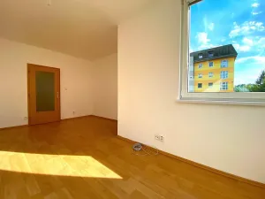 Pronájem bytu 3+kk, Praha - Hlubočepy, Voskovcova, 81 m2