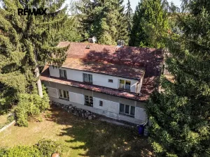 Prodej vícegeneračního domu, Praha - Pitkovice, Žampiónová, 200 m2