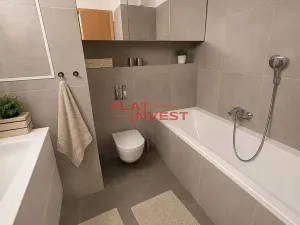 Pronájem bytu 2+kk, Praha - Vršovice, Vršovická, 80 m2