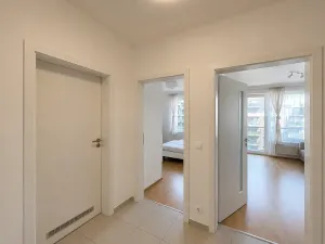 Pronájem bytu 2+kk, Praha - Hloubětín, Waltariho, 50 m2