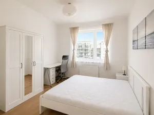 Pronájem bytu 2+kk, Praha - Hloubětín, Waltariho, 50 m2