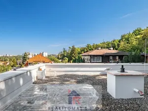 Pronájem kanceláře, Praha - Komořany, Pod lesem, 770 m2
