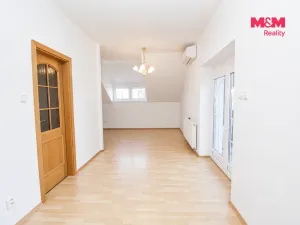 Prodej rodinného domu, Jesenice, Akátová, 203 m2