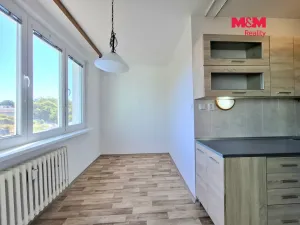 Pronájem bytu 4+1, Klášterec nad Ohří - Miřetice u Klášterce nad Ohří, 17. listopadu, 74 m2