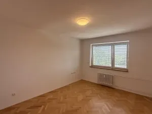 Pronájem bytu 1+1, Hradec Králové, Pospíšilova, 37 m2