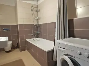 Pronájem bytu 2+kk, Praha - Střížkov, Makedonská, 46 m2