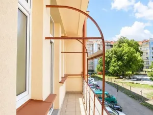 Pronájem bytu 2+kk, Praha - Holešovice, U vody, 54 m2