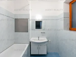 Pronájem bytu 2+kk, Praha - Břevnov, Slavníkova, 57 m2