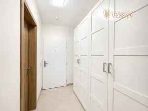 Prodej bytu 1+kk, Praha - Horní Měcholupy, Mantovská, 32 m2