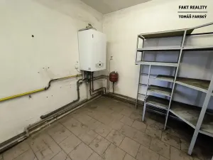 Pronájem skladu, Ústí nad Labem, U Skladiště, 1250 m2