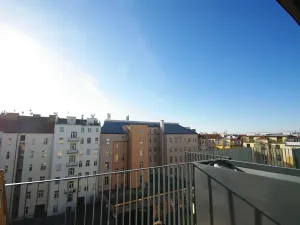 Pronájem atypického bytu, Praha - Vinohrady, Korunní, 82 m2