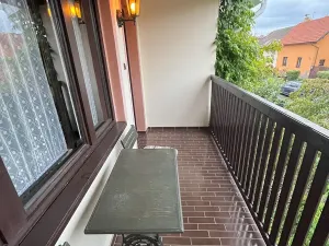 Pronájem bytu 2+kk, Praha - Čimice, Ke hřišti, 56 m2