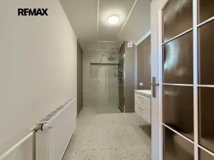 Pronájem bytu 1+1, Ořech, V Chaloupkách, 42 m2