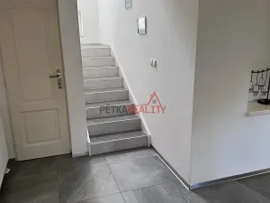 Prodej rodinného domu, Mníšek pod Brdy, Pod Skalkou, 188 m2