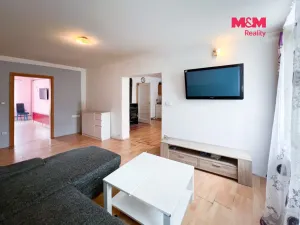 Prodej bytu 3+1, Volary, Náměstí, 96 m2