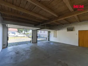 Prodej bytu 3+1, Hranice, Tovární, 170 m2