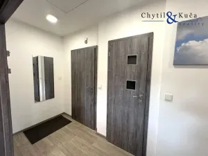 Prodej atypického bytu, Beňov, 235 m2