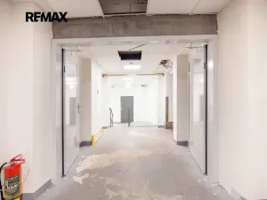 Pronájem skladu, Rudná, Masarykova, 1270 m2