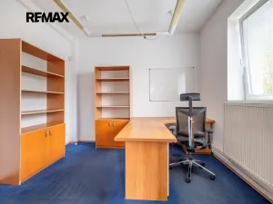 Pronájem skladu, Rudná, Masarykova, 1270 m2