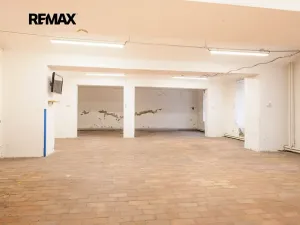 Pronájem skladu, Rudná, Masarykova, 1270 m2