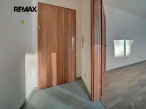 Pronájem bytu 1+kk, Kolín, Václavská, 32 m2