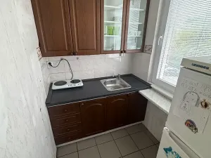 Pronájem bytu 1+1, Praha - Troja, Krynická, 30 m2