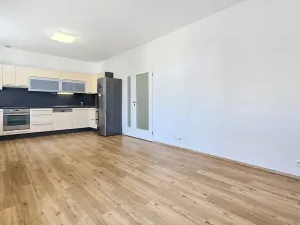 Pronájem bytu 3+kk, Praha - Michle, Magistrů, 73 m2
