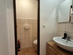 Pronájem obchodního prostoru, Oslavany, náměstí 13. prosince, 25 m2