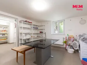 Prodej rodinného domu, Kravaře, Náměstí, 180 m2