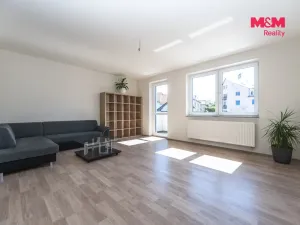 Prodej bytu 3+kk, Břežany II, 81 m2