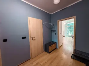 Pronájem bytu 3+kk, Praha - Žižkov, Žerotínova, 79 m2