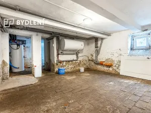 Prodej kanceláře, Bílina, Náměstí, 320 m2