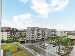 Pronájem bytu 1+kk, Praha - Hloubětín, Waltariho, 35 m2