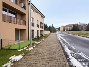 Pronájem bytu 1+kk, Uhlířské Janovice, Hrnčířská, 30 m2
