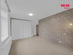 Prodej bytu 3+1, Jaroměř - Pražské Předměstí, Husova, 120 m2