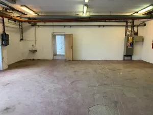 Pronájem výrobních prostor, Praha - Uhříněves, Přátelství, 197 m2