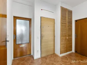 Prodej bytu 2+1, Praha - Modřany, Kolářova, 54 m2