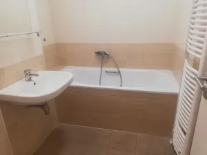 Pronájem bytu 2+kk, Praha - Vršovice, Karpatská, 49 m2