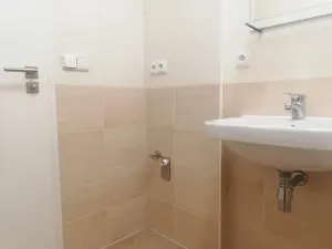 Pronájem bytu 2+kk, Praha - Vršovice, Karpatská, 49 m2