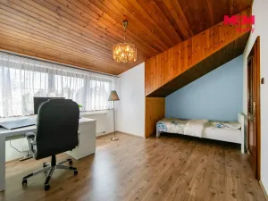 Prodej rodinného domu, Praha - Újezd nad Lesy, Svojšická, 230 m2