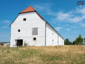 Prodej zemědělského objektu, Vlasatice, 5889 m2