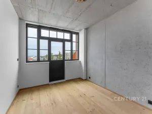Pronájem bytu 3+kk, Praha - Vysočany, Kolbenova, 68 m2