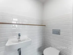 Pronájem bytu 3+kk, Praha - Vysočany, Kolbenova, 68 m2