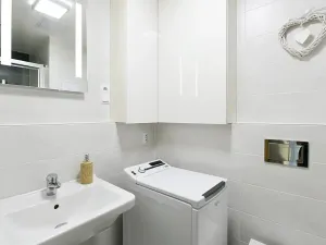 Pronájem bytu 1+kk, Praha - Řeporyje, Kakosova, 42 m2