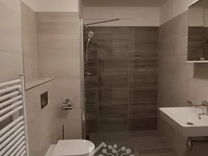 Pronájem bytu 2+kk, Liberec, U Nisy, 48 m2